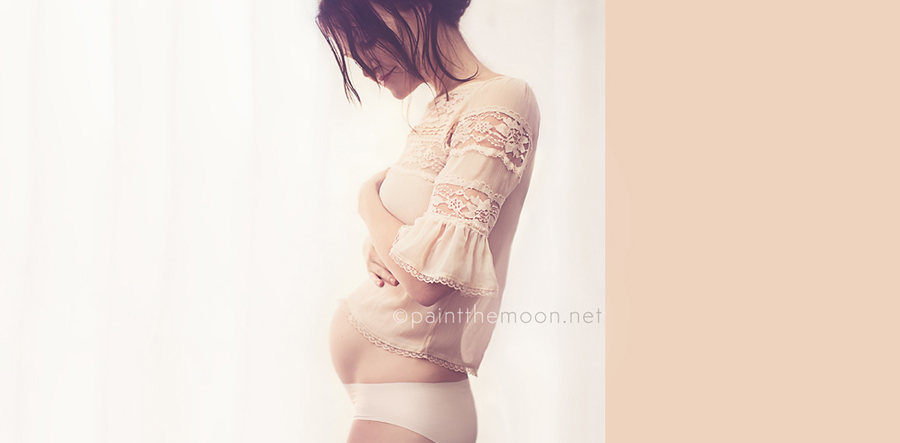 Maternity Self Portrait Tips - Paint the Moon Photoshop Actions