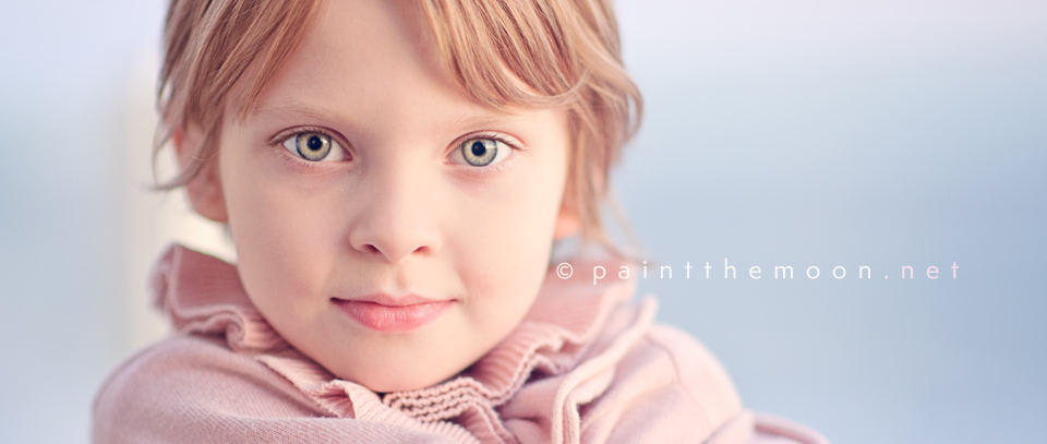 Making Eyes Pop and Sparkle, Finding the Light in Photography, Catchlights, Photoshop Actions