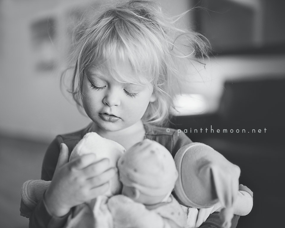 bed-head-with-3-babies